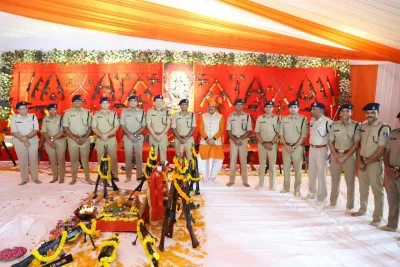 इंदौर में मुख्यमंत्री ने किया शस्त्र पूजन, पुलिस सेतु ऐप का शुभारंभ
